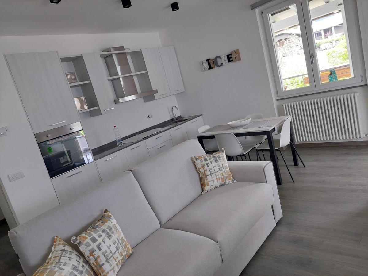 Casa Vacanze Perla Del Lago Domaso Exterior foto